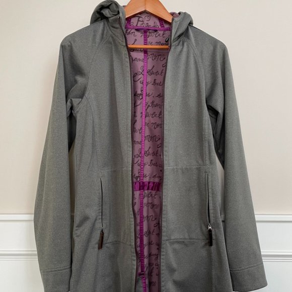Lululemon RARE Women's Rain Coat Size 6 - Picture 1 of 9